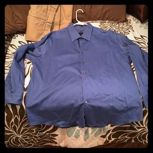 Van Heusen Button Down🎄